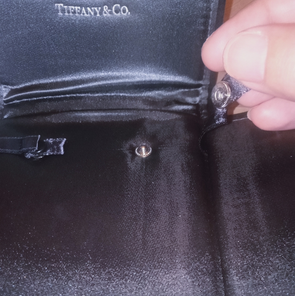 Authentic Tiffany & Co brand black velvet jewelry storage pouch- satin lining - Picture 9 of 10